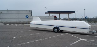 Picture of a glider on a Belgian parking place